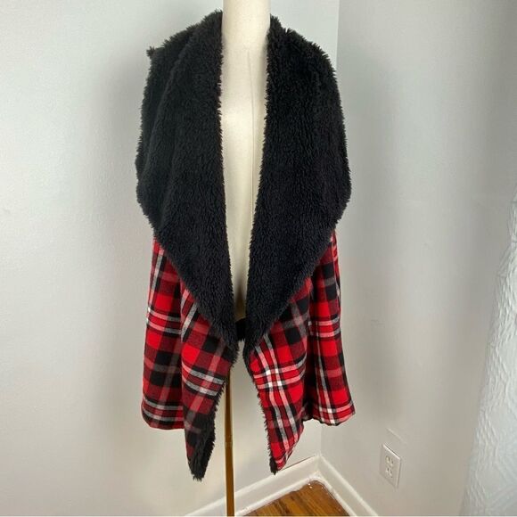 Westbound Woman Red Buffalo Plaid Black Sherpa Vest CabinCore Fall Holidays 2X - Picture 10 of 13